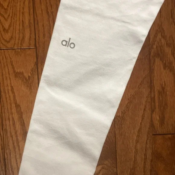 ALO HIGH WAISTLINE LEGGINGS - Picture 6 of 12